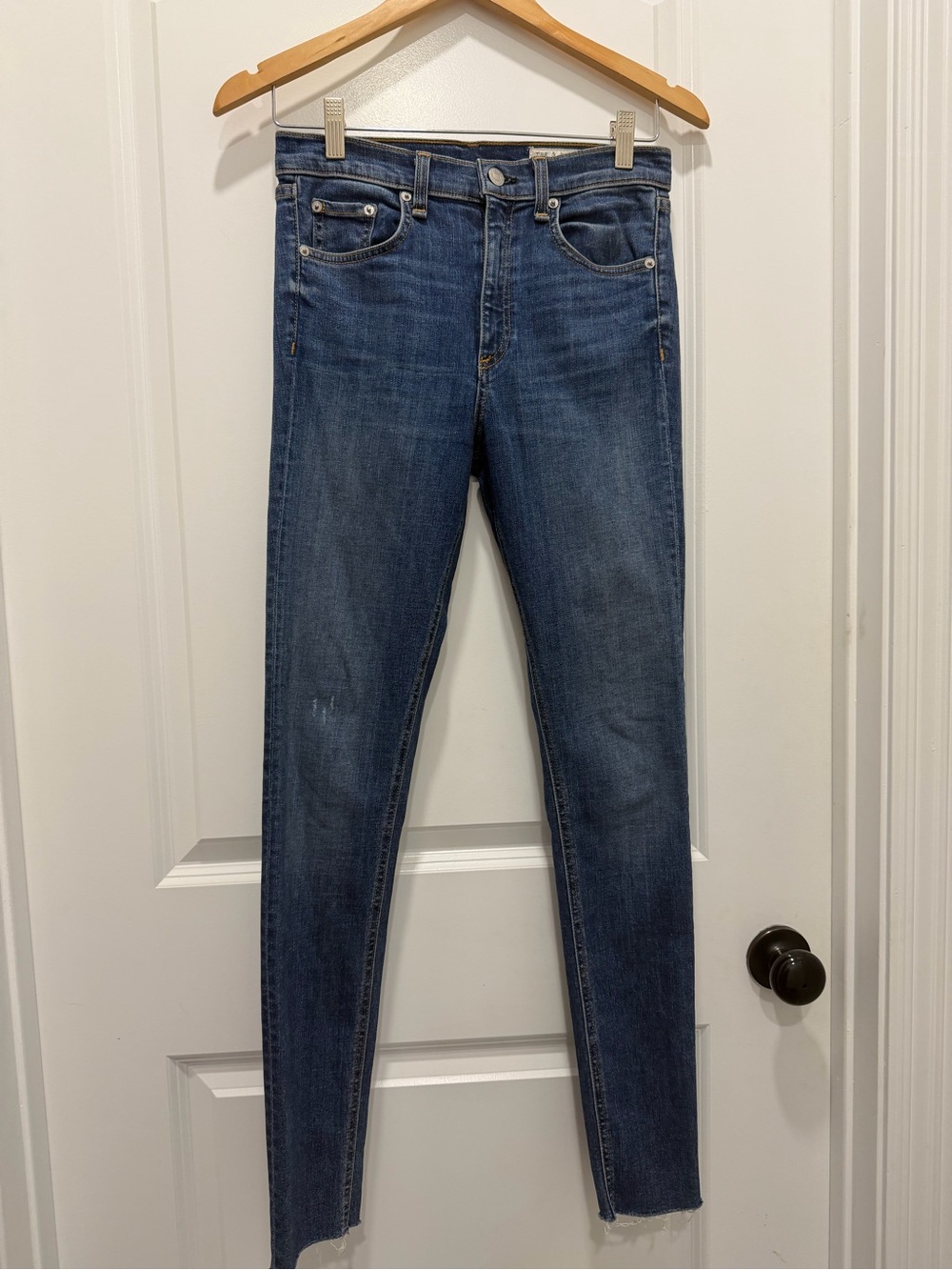 rag & bone Skinny Jeans in Dark Blue Denim